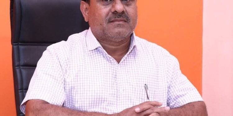 संजय निंबाळकर व भाजपचे दिग्गज नेते रामेश्वर शेटे यांचा आज शिवसेना उबाठात प्रवेश; कैलास पाटील यांच्या नेतृत्वात पक्षाची पुन्हा मजबूत बांधणी
